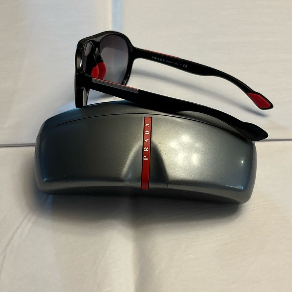 Authentic Men’s Prada Black And Red Prada Glasses - Picture 5 of 11